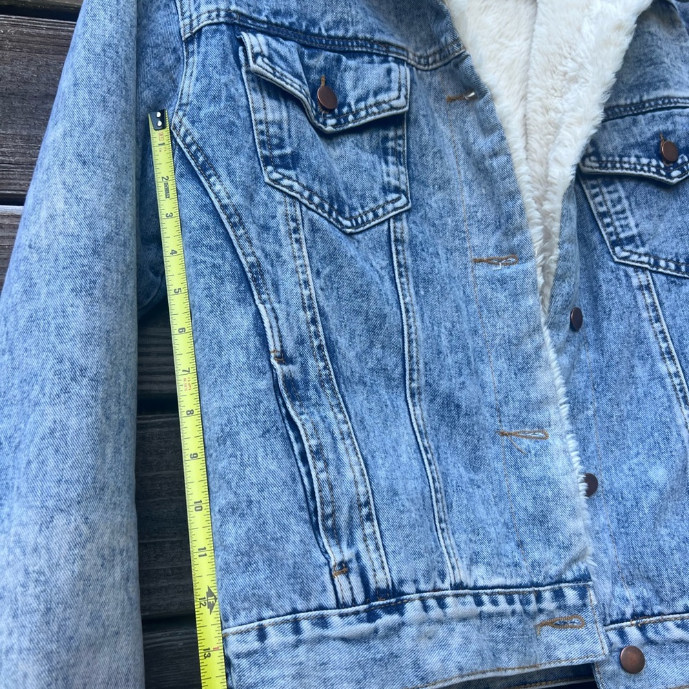 A.Peach Oversized Retro Denim Jacket Extremely Soft Faux Fur Lining - Picture 10 of 12